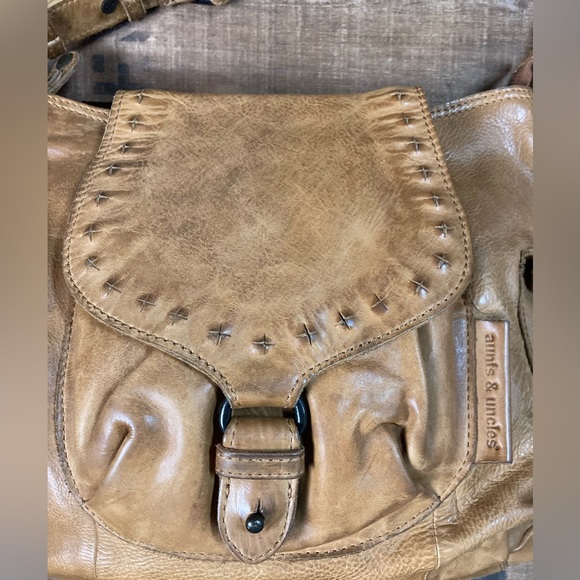 Walnut Hand bag | Tasche | Aunts & Uncles - Picture 2 of 8